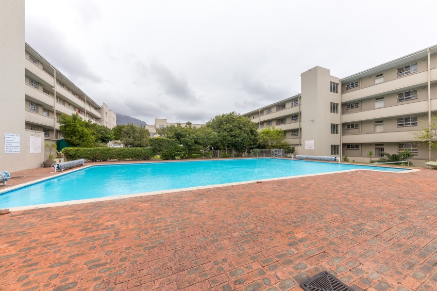 3 Bedroom Property for Sale in Zonnebloem Western Cape
